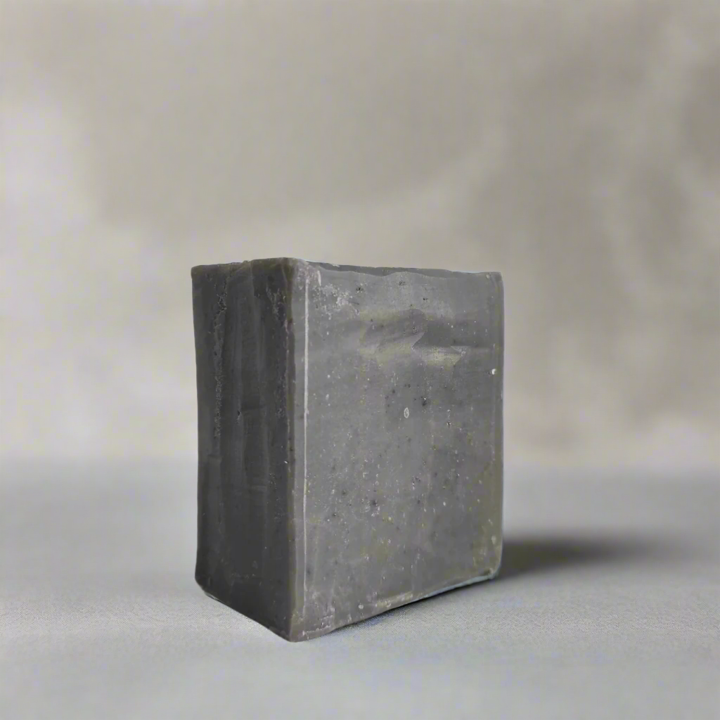 Natural Solid Shampoo Bar: Nourishing & Eco-Friendly Care
