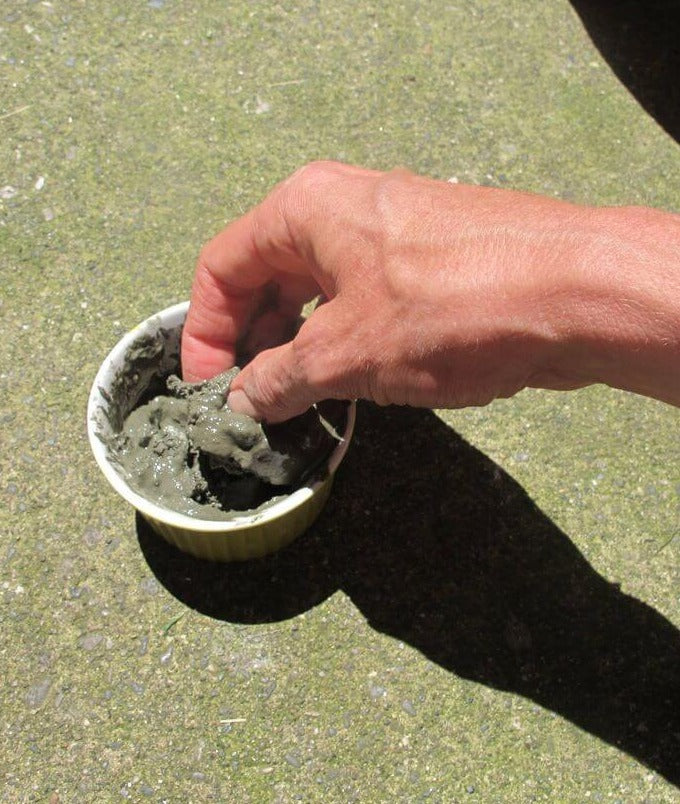 Clay paste