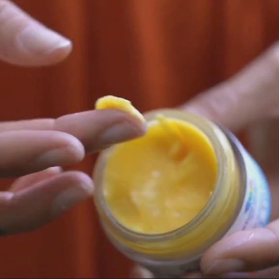 Face food cream silky texture